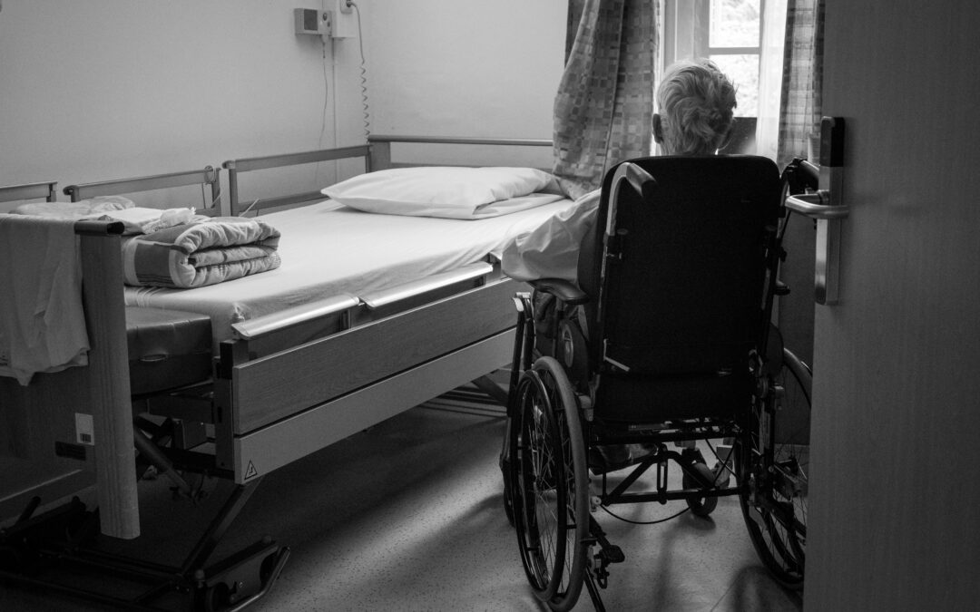 Coming Home From the Hospital: A Senior Care Checklist for the First 72 Hours